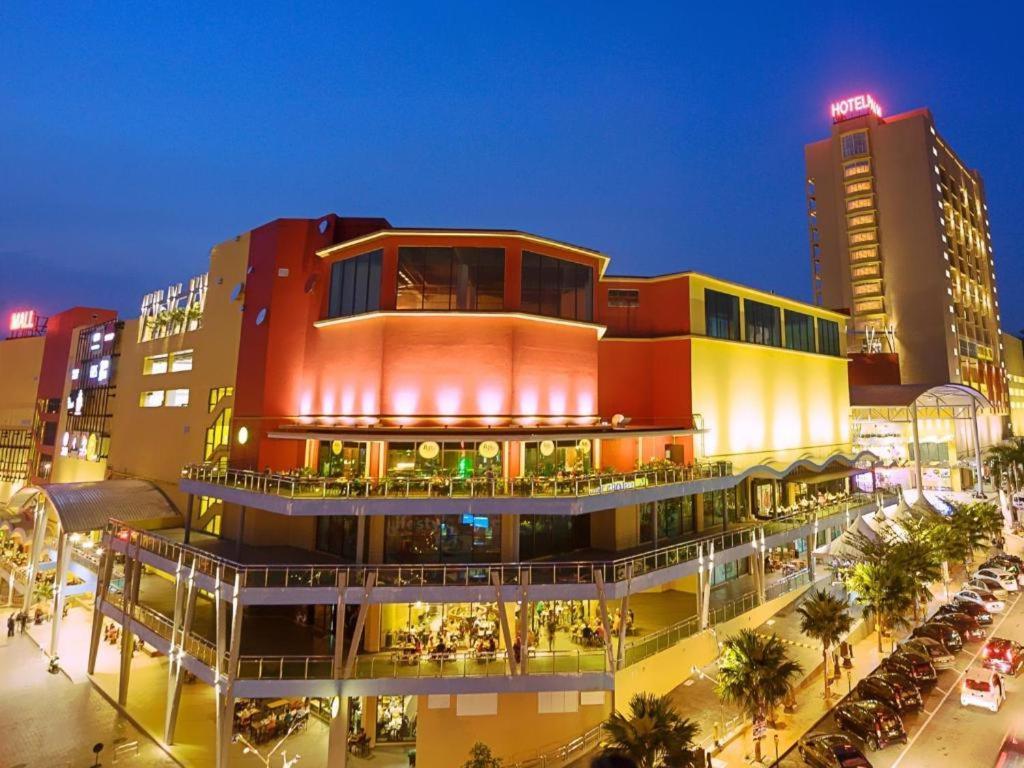 Palm Seremban Hotel Kültér fotó